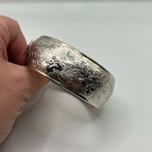 Signed Coro Pegasus Vintage 1950s Engraved Floral Gold Cuff Bracelet